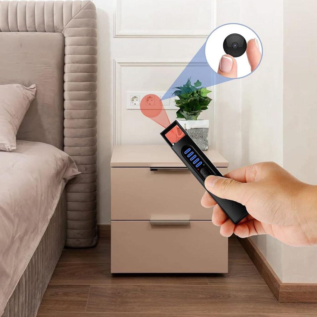 Wireless Hidden Camera Detector with Sensitivity Indicator to Track Signal