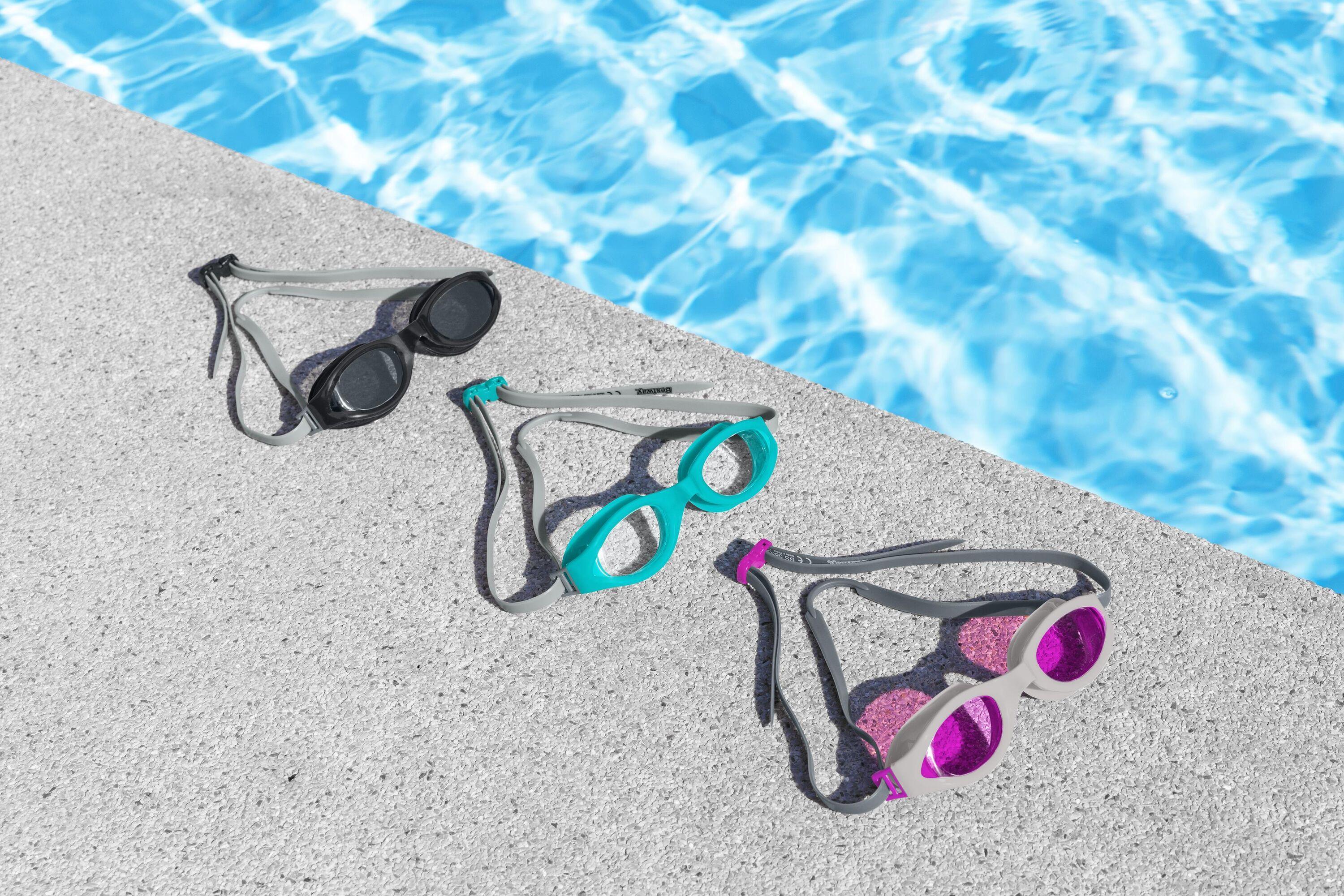 BESTWAY  ACCELERA 3-PACK GOGGLES (Contents:three pairs of goggles, 3 assorted colors) Age 14+